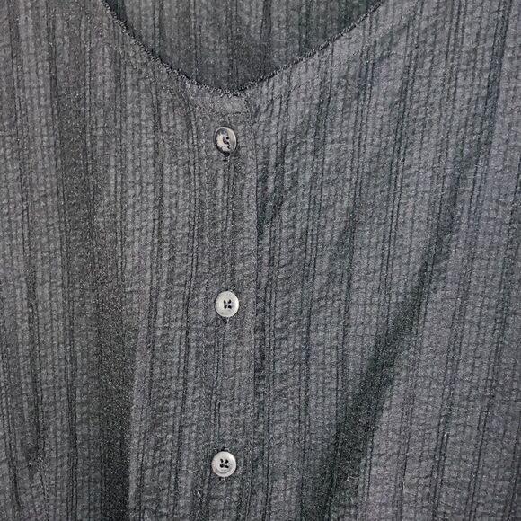 Woolrich Black textured light weight Button-Up Blouse XS #711 - Picture 4 of 7